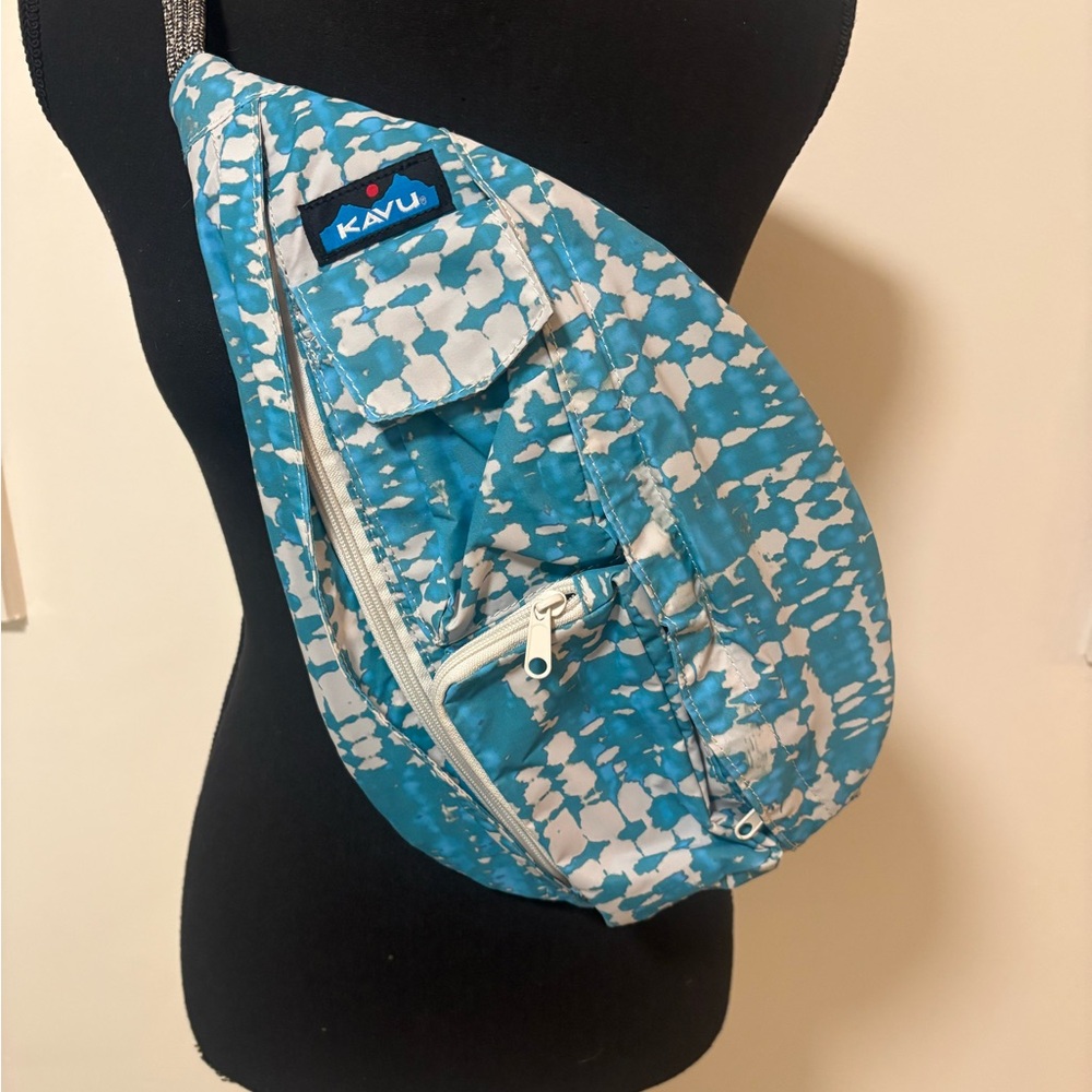 KAVU Rope Sling Bag - Picture 3 of 10